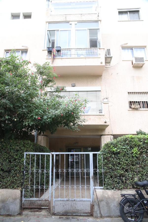 Dizengoff - Lovely Family Apartment 3 Rooms. تل أبيب المظهر الخارجي الصورة